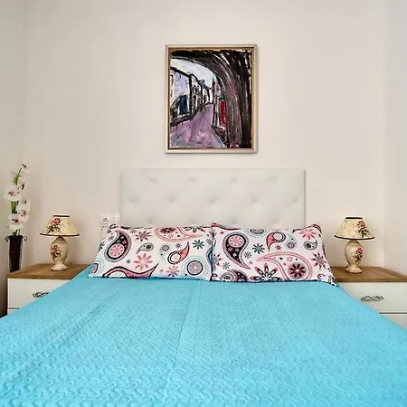 Cozy Studio Apartment Near The Beach Torrevieja Extérieur photo